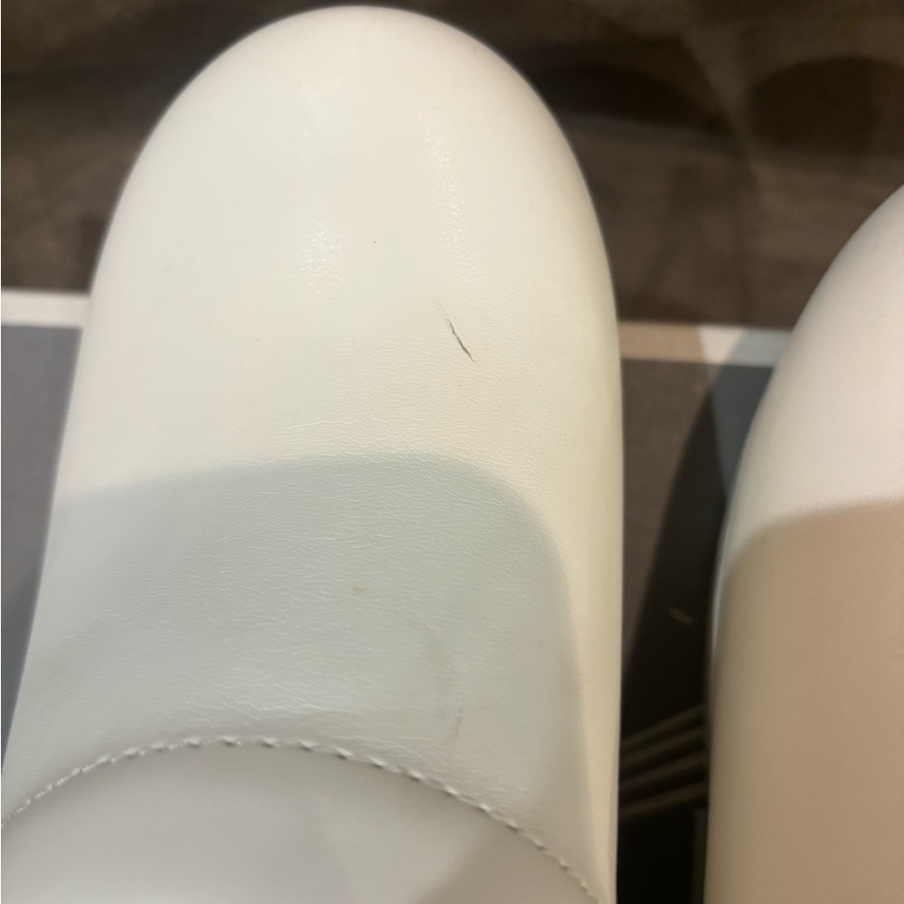 Dansko clogs - Picture 9 of 13